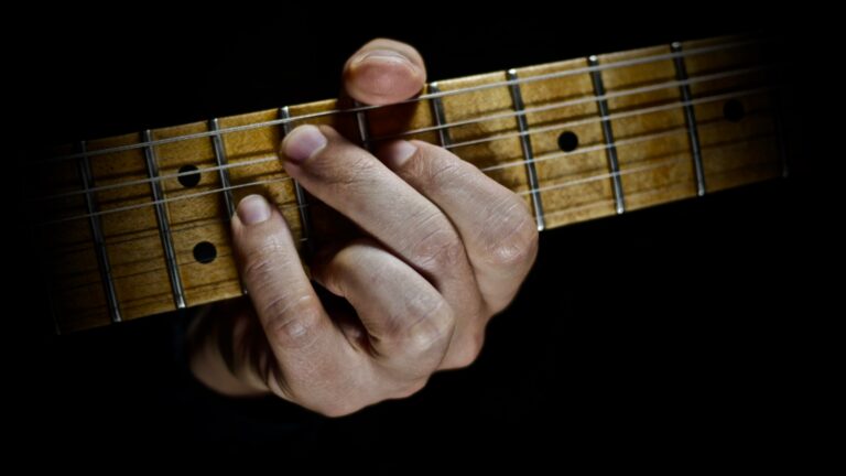 The Gmaj7 Guitar Chord - 11 Ways To Play It